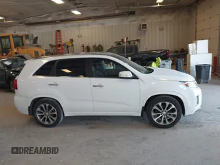 2014 Kia Sorento SX Limited z VIN 5XYKW4A71EG536564, wystawiony jako IAAI lot #42156203 z przebiegiem 148 740 mil mil oraz . Historia ofert i sprzedaży dostępna na DreamBid. Obrazek 13.
