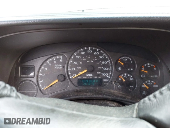 2001 Chevrolet Silverado 1500 LS with VIN 2GCEC19T511176550, listed as a IAAI auction lot 41672634 with 261,978 mi miles. Bid and sale history available at carsss.com. Image 7.