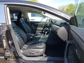 2012 Volkswagen CC Sport PZEV with VIN WVWMP7ANXCE507124, listed as a IAAI auction lot 42105616 with 128,873 mi miles. Bid and sale history available at carsss.com. Image 5.