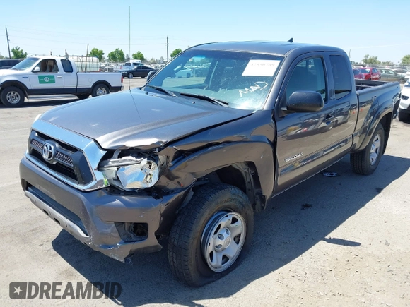 2014 Toyota Tacoma PreRunner with VIN 5TFTU4GN2EX063433, listed as a IAAI auction lot 42550709 with 167,990 mi miles and . Bid and sale history available at DreamBid. Image 17.