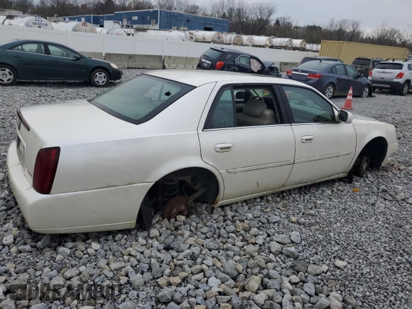 2000 Cadillac DeVille DTS z VIN 1G6KF5797YU263599, wystawiony jako Copart lot #81576484 z przebiegiem 118 414 mil mil oraz Szkoda całkowita • Salvage title. Historia ofert i sprzedaży dostępna na DreamBid. Obrazek 3.