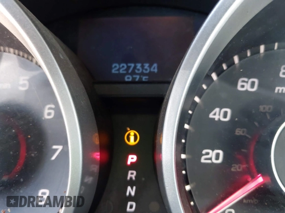 2009 Acura TL Tech with VIN 19UUA86579A015247, listed as a IAAI auction lot 41940650 with 227,334 mi miles. Bid and sale history available at carsss.com. Image 7.