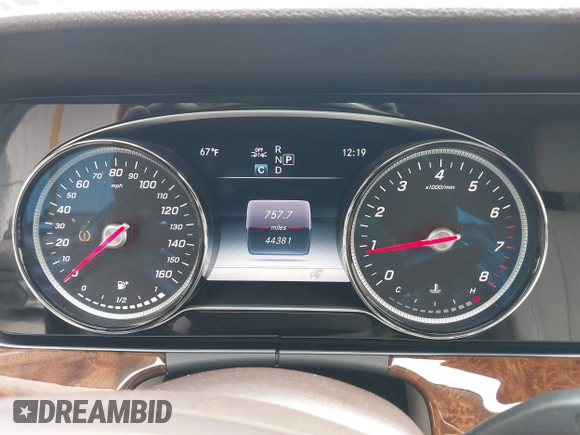 2018 Mercedes-Benz E-Class E 300 with VIN WDDZF4JB3JA409950, listed as a IAAI auction lot 42032598 with 44,381 mi miles. Bid and sale history available at carsss.com. Image 7.