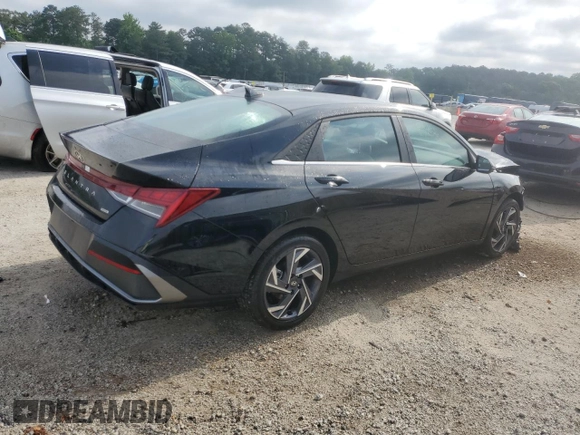 2025 Hyundai Elantra Limited z VIN KMHLN4DJ4SU126684, wystawiony jako Copart lot #57339255 z przebiegiem 3 558 mil mil oraz Szkoda całkowita • Salvage title. Historia ofert i sprzedaży dostępna na DreamBid. Obrazek 3.
