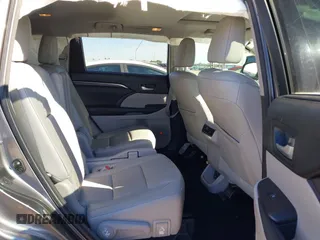 2015 Toyota Highlander Limited with VIN 5TDYKRFH0FS067881, listed as a IAAI auction lot 41272012 with 94,423 mi miles and . Bid and sale history available at DreamBid. Image 8.
