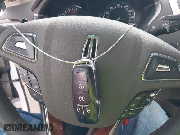 2016 Lincoln MKZ with VIN 3LN6L2J91GR620212, listed as a IAAI auction lot 42339396 with 90,195 mi miles and . Bid and sale history available at DreamBid. Image 11.