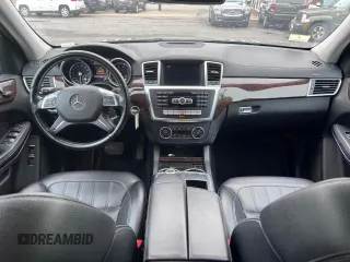 2013 Mercedes-Benz GL 450 z VIN 4JGDF7CE1DA247796, wystawiony jako Copart lot #59948105 z przebiegiem 133 542 mil mil oraz Czysty tytuł • Clean title. Historia ofert i sprzedaży dostępna na DreamBid. Obrazek 9.