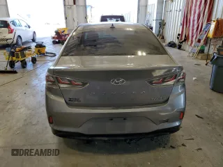 2018 Hyundai Sonata Hybrid SE with VIN KMHE24L37JA078635, listed as a Copart auction lot 44941895 with 159,012 mi miles and Clean Title. Bid and sale history available at carsss.com. Image 6.