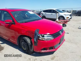 2012 Volkswagen Jetta Sedan SE w/Convenience PZEV with VIN 3VWDP7AJ8CM414073, listed as a IAAI auction lot 41838694 with 172,644 mi miles. Bid and sale history available at carsss.com. Image 6.