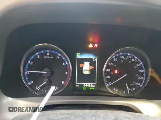 2018 Toyota RAV4 XLE с VIN 2T3WFREV1JW455518, выставлен на аукционе Copart как лот 57533645 с пробегом 84 485 миль миль и Чистый • Clean title. История ставок и продаж доступна на DreamBid. Изображение 9.