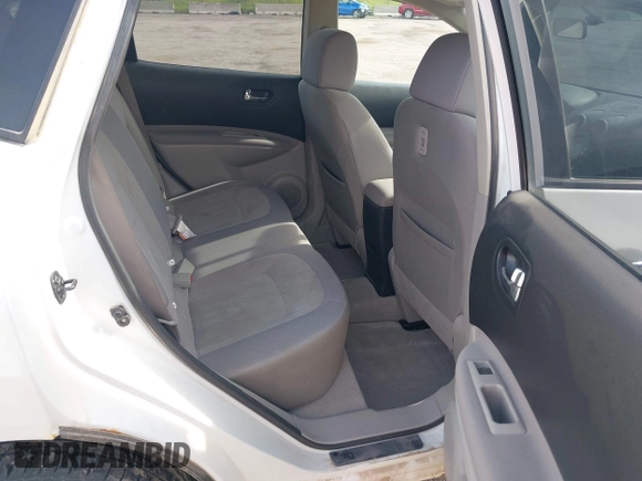 2012 Nissan Rogue S z VIN JN8AS5MV5CW370125, wystawiony jako IAAI lot #42498248 z przebiegiem 191 444 mil mil oraz . Historia ofert i sprzedaży dostępna na DreamBid. Obrazek 8.