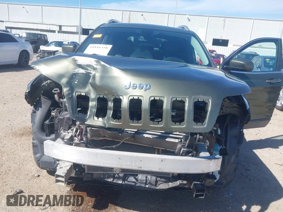 2019 Jeep Cherokee Limited with VIN 1C4PJMDX2KD225218, listed as a IAAI auction lot 41816358 with 90,744 mi miles. Bid and sale history available at carsss.com. Image 21.