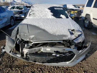 2017 Audi RS 3 z VIN WUABWGFF6H1900194, wystawiony jako Copart lot #70787422 z przebiegiem 29 615 mil mil oraz . Historia ofert i sprzedaży dostępna na DreamBid. Obrazek 5.