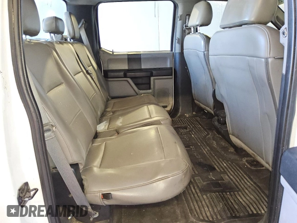2019 Ford Super Duty F-250 SRW XL with VIN 1FT7W2A65KEF78449, listed as a Copart auction lot 44444775 with 136,019 mi miles and Clean Title. Bid and sale history available at carsss.com. Image 11.