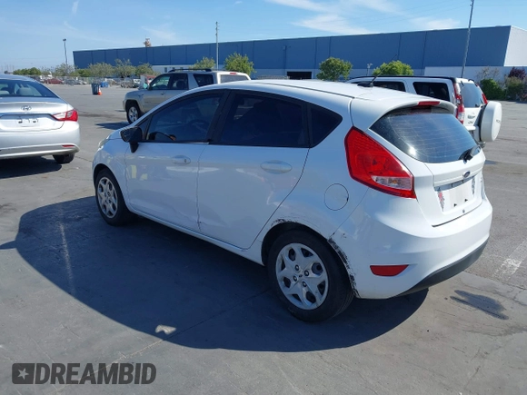 2013 Ford Fiesta S с VIN 3FADP4TJ3DM215650, выставлен на аукционе IAAI как лот 42462870 с пробегом 142 762 миль миль и . История ставок и продаж доступна на DreamBid. Изображение 3.