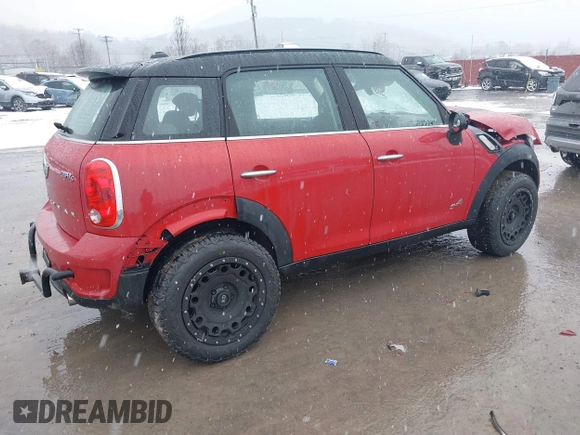 2014 MINI Countryman S z VIN WMWZC5C57EWM17149, wystawiony jako IAAI lot #41246831 z przebiegiem 112 369 mil mil oraz . Historia ofert i sprzedaży dostępna na DreamBid. Obrazek 4.