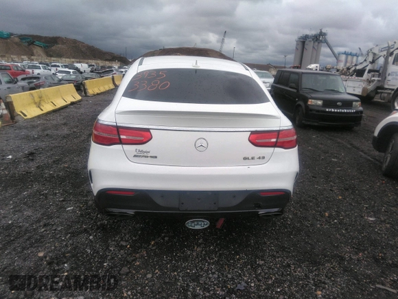 2019 Mercedes-Benz GLE 43 AMG z VIN 4JGED6EB3KA133478, wystawiony jako IAAI lot #39353380 z przebiegiem 100 564 mil mil oraz . Historia ofert i sprzedaży dostępna na DreamBid. Obrazek 16.