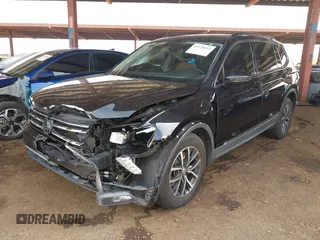 2018 Volkswagen Tiguan SEL z VIN 3VV3B7AX1JM036551, wystawiony jako IAAI lot #42170151 z przebiegiem 97 506 mil mil oraz . Historia ofert i sprzedaży dostępna na DreamBid. Obrazek 17.