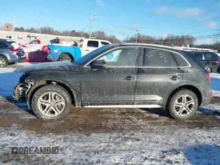 2019 Audi Q5 Premium with VIN WA1ANAFY9K2069635, listed as a IAAI auction lot 41252649 with 91,199 mi miles. Bid and sale history available at carsss.com. Image 14.