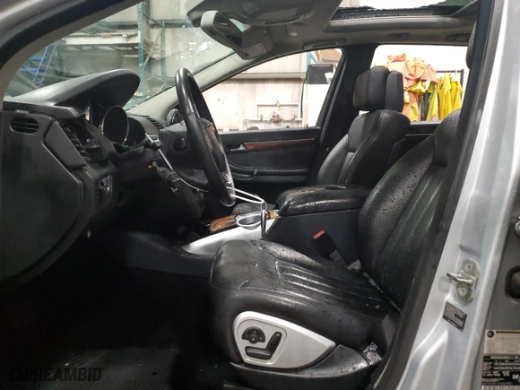 2007 Mercedes-Benz R-Class 5.0L with VIN 4JGCB75E17A057487, listed as a Copart auction lot 83791954 with 172,899 mi miles and Clean Title. Bid and sale history available at carsss.com. Image 7.