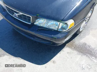 2004 Volvo C70 with VIN YV1NC63D64J045033, listed as a IAAI auction lot 41774626 with 77,819 mi miles. Bid and sale history available at carsss.com. Image 6.