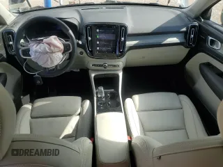 2024 Volvo XC40 с VIN YV4L12UF5R2218373, выставлен на аукционе Copart как лот 59934905 с пробегом Не указан миль и Списание • Salvage title. История ставок и продаж доступна на DreamBid. Изображение 8.