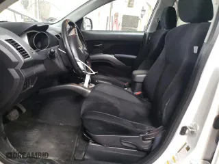 2009 Mitsubishi Outlander ES with VIN JA4LS21WX9Z013962, listed as a Copart auction lot 49263815 with 114,665 mi miles and Salvage Title. Bid and sale history available at carsss.com. Image 7.