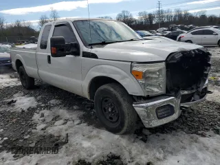 2012 Ford Super Duty F-250 SRW XL with VIN 1FT7X2A64CEA37343, listed as a Copart auction lot 88683165 with 211,729 mi miles and Salvage Title. Bid and sale history available at carsss.com. Image 4.