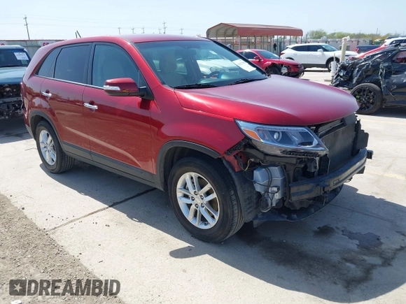 2015 Kia Sorento LX with VIN 5XYKT3A63FG630456, listed as a IAAI auction lot 41817900 with 102,382 mi miles. Bid and sale history available at carsss.com. Image 1.
