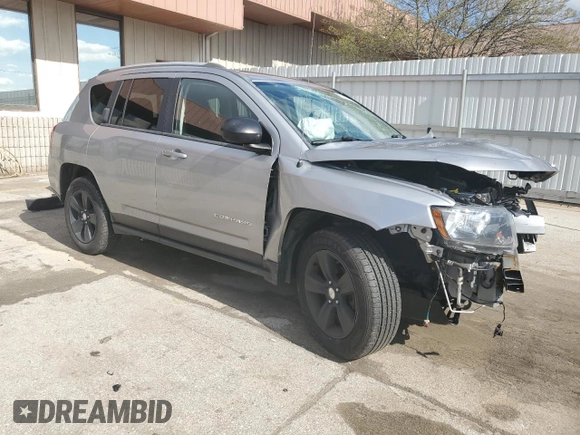 2016 Jeep Compass Sport with VIN 1C4NJCBA8GD568994, listed as a Copart auction lot 53832215 with 141,619 mi miles and Salvage title. Bid and sale history available at DreamBid. Image 4.