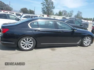 2019 BMW 7 Series 740i с VIN WBA7E2C56KB216989, выставлен на аукционе IAAI как лот 42336636 с пробегом 113 644 миль миль и . История ставок и продаж доступна на DreamBid. Изображение 13.