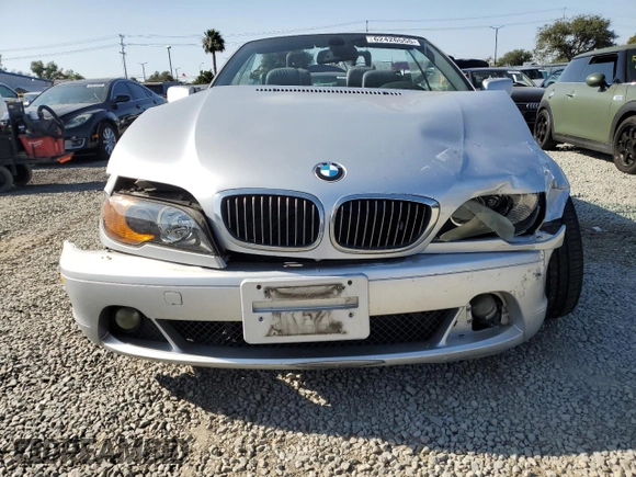 2004 BMW 3 Series 330Ci with VIN WBABW53444PL47375, listed as a Copart auction lot 62426555 with 162,212 mi miles and Salvage title. Bid and sale history available at DreamBid. Image 5.