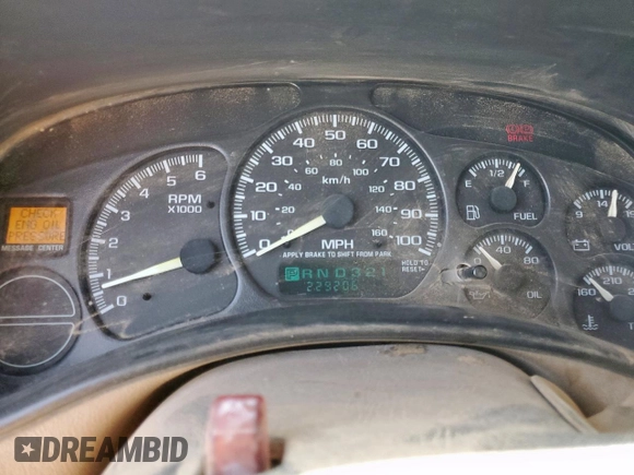 2000 Chevrolet Silverado 1500 LS with VIN 2GCEC19V5Y1239674, listed as a Copart auction lot 53077305 with 229,206 mi miles and Salvage Title. Bid and sale history available at carsss.com. Image 9.