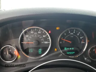 2018 Jeep Wrangler JK Unlimited Sahara with VIN 1C4BJWEG2JL898583, listed as a Copart auction lot 41804435 with 72,922 mi miles and Salvage Title. Bid and sale history available at carsss.com. Image 9.