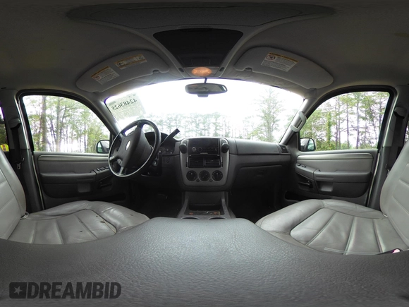 2004 Ford Explorer XLT с VIN 1FMDU63W74ZB02658, выставлен на аукционе IAAI как лот 42483625 с пробегом 175 122 миль миль и . История ставок и продаж доступна на DreamBid. Изображение 18.