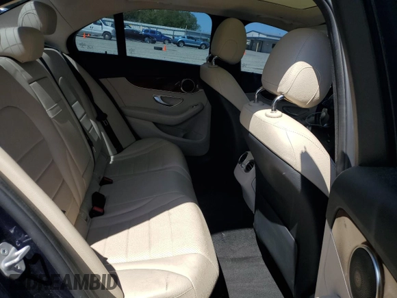 2016 Mercedes-Benz C 300 Luxury z VIN 55SWF4KB8GU145652, wystawiony jako Copart lot #60137295 z przebiegiem 92 495 mil mil oraz Szkoda całkowita • Salvage title. Historia ofert i sprzedaży dostępna na DreamBid. Obrazek 10.