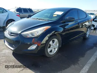 2012 Hyundai Elantra Limited с VIN KMHDH4AE7CU247956, выставлен на аукционе IAAI как лот 42272288 с пробегом 132 340 миль миль и . История ставок и продаж доступна на DreamBid. Изображение 17.