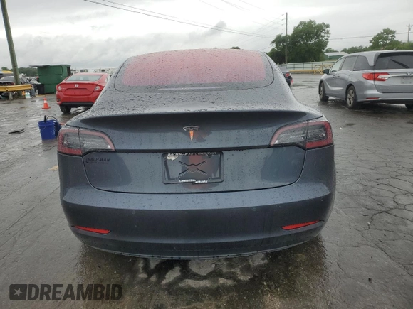 2018 Tesla Model 3 Long Range Battery z VIN 5YJ3E1EA1JF005118, wystawiony jako Copart lot #55630945 z przebiegiem 91 362 mil mil oraz Szkoda całkowita • Salvage title. Historia ofert i sprzedaży dostępna na DreamBid. Obrazek 6.
