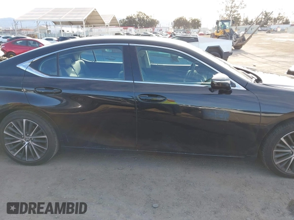 2024 Lexus ES with VIN 58ADZ1B10RU167407, listed as a IAAI auction lot 41936001 with 17,756 mi miles. Bid and sale history available at carsss.com. Image 13.