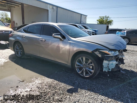 2020 Lexus ES 350 F Sport z VIN 58AGZ1B15LU077898, wystawiony jako Copart lot #49186285 z przebiegiem 38 895 mil mil oraz Szkoda całkowita • Salvage title. Historia ofert i sprzedaży dostępna na DreamBid. Obrazek 4.