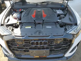 2021 Audi RS Q8 z VIN WU1ARBF16MD015352, wystawiony jako Copart lot #69443253 z przebiegiem 33 647 mil mil oraz . Historia ofert i sprzedaży dostępna na DreamBid. Obrazek 12.