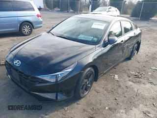 2023 Hyundai Elantra SEL z VIN KMHLM4AG3PU453371, wystawiony jako IAAI lot #41239165 z przebiegiem 40 980 mil mil oraz . Historia ofert i sprzedaży dostępna na DreamBid. Obrazek 2.