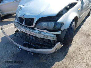 2002 BMW 3 Series 325xi with VIN WBAEU33442PH85336, listed as a IAAI auction lot 42471976 with 253,076 mi miles and . Bid and sale history available at DreamBid. Image 6.