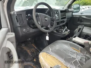 2012 Chevrolet Express Cargo z VIN 1GCWGFCA1C1169004, wystawiony jako Copart lot #71554104 z przebiegiem Nie podano mil oraz Szkoda całkowita • Salvage title. Historia ofert i sprzedaży dostępna na DreamBid. Obrazek 8.