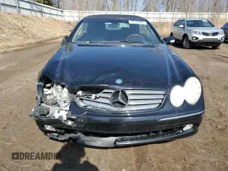 2004 Mercedes-Benz CLK 320 z VIN WDBTK65G84T026722, wystawiony jako Copart lot #47794365 z przebiegiem 115 359 mil mil oraz Tytuł czysty. Historia ofert i sprzedaży dostępna na DreamBid. Obrazek 5.