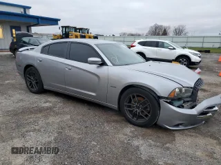 2011 Dodge Charger RT Plus with VIN 2B3CM5CT7BH549053, listed as a Copart auction lot 82652994 with 154,976 mi miles and Clean Title. Bid and sale history available at carsss.com. Image 4.