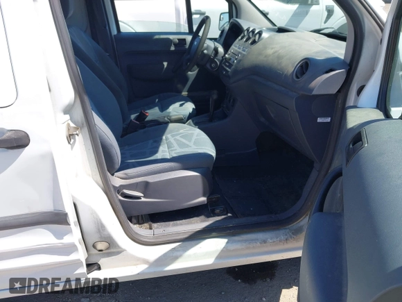 2012 Ford Transit Connect XLT z VIN NM0LS7BNXCT113866, wystawiony jako IAAI lot #42537367 z przebiegiem 167 809 mil mil oraz . Historia ofert i sprzedaży dostępna na DreamBid. Obrazek 5.