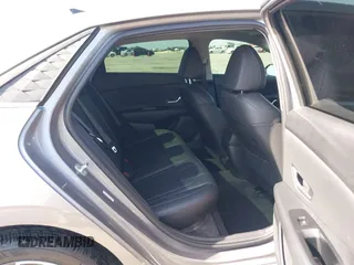 2024 Hyundai Elantra Limited с VIN KMHLP4DG1RU819415, выставлен на аукционе IAAI как лот 42027984 с пробегом 13 884 миль миль и . История ставок и продаж доступна на DreamBid. Изображение 8.