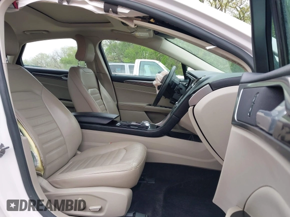 2017 Ford Fusion SE with VIN 3FA6P0HD2HR274458, listed as a IAAI auction lot 42042518 with 99,983 mi miles and . Bid and sale history available at carsss.com. Image 5.