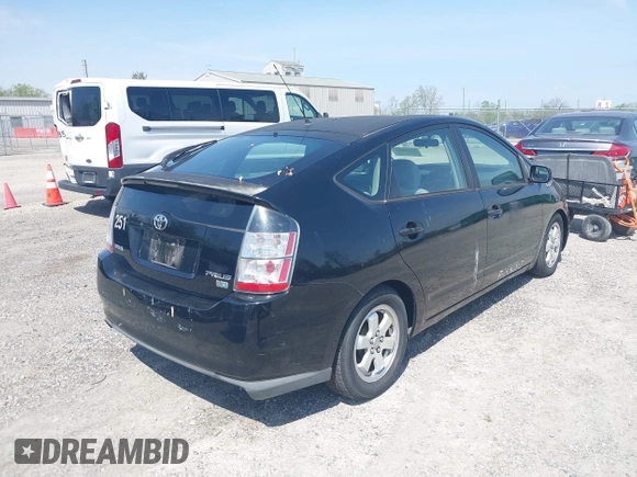 2005 Toyota Prius with VIN JTDKB22U253065002, listed as a IAAI auction lot 42166622 with 156,579 mi miles. Bid and sale history available at carsss.com. Image 4.